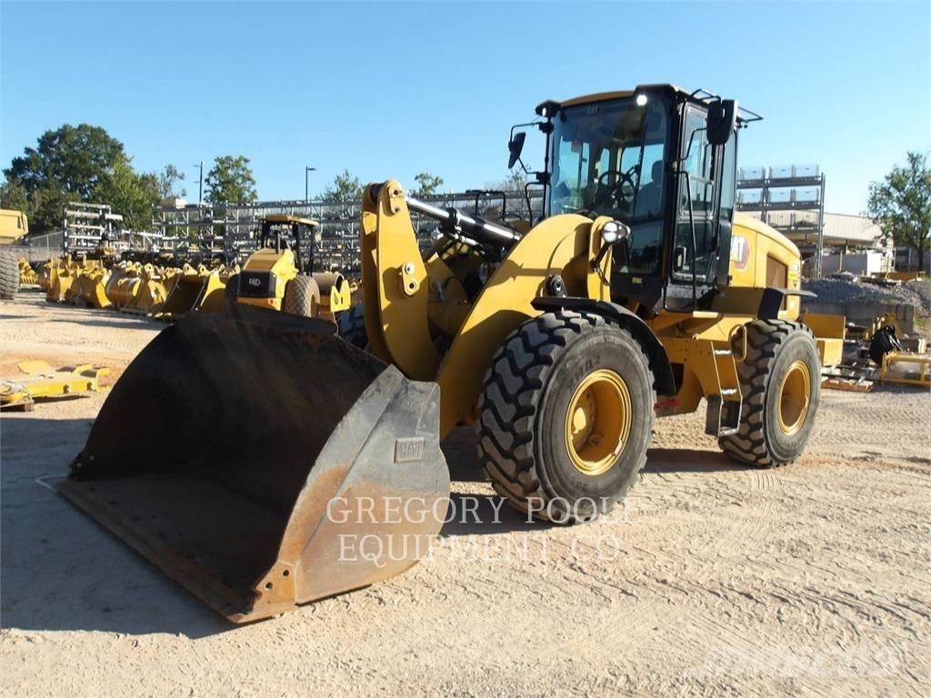 CAT 938M Ładowarki kołowe