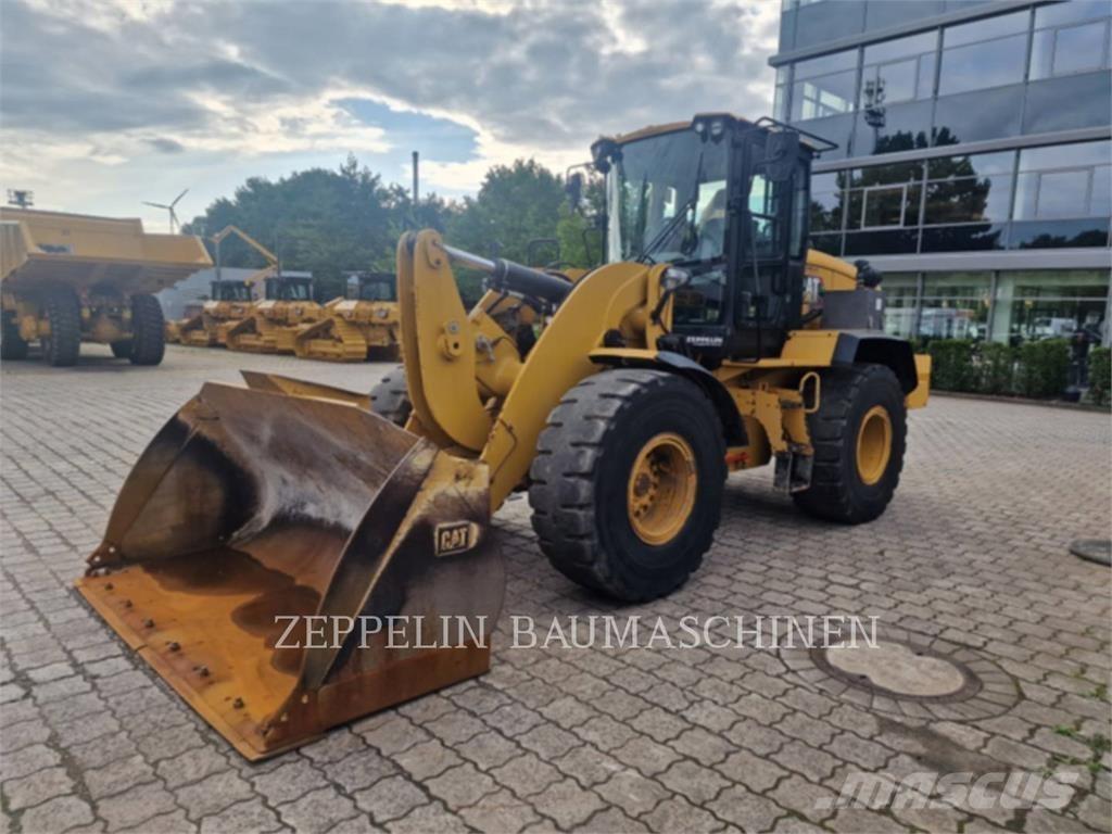 CAT 938M Ładowarki kołowe