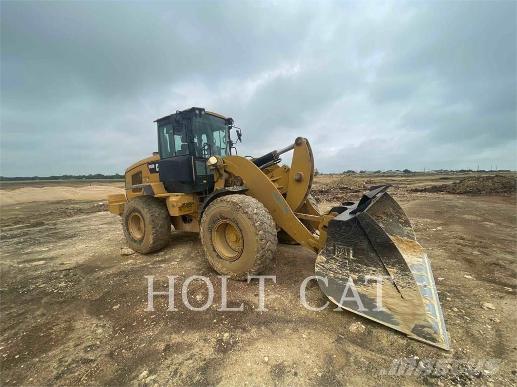 CAT 938M Ładowarki kołowe