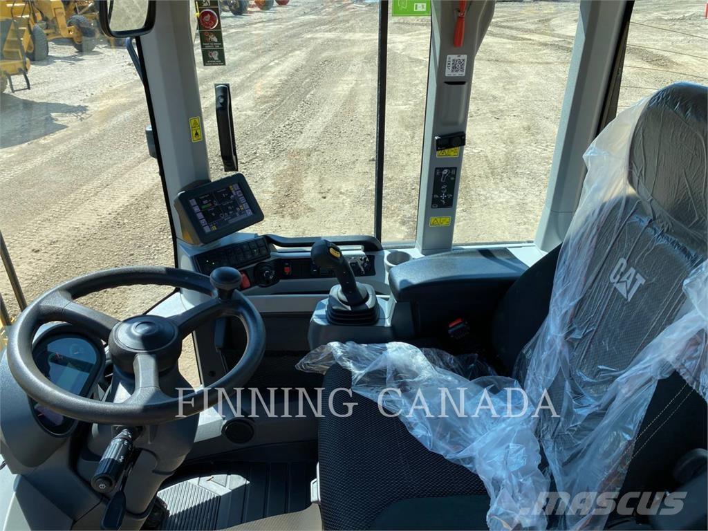 CAT 938M Ładowarki kołowe