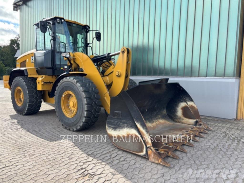 CAT 938M Ładowarki kołowe