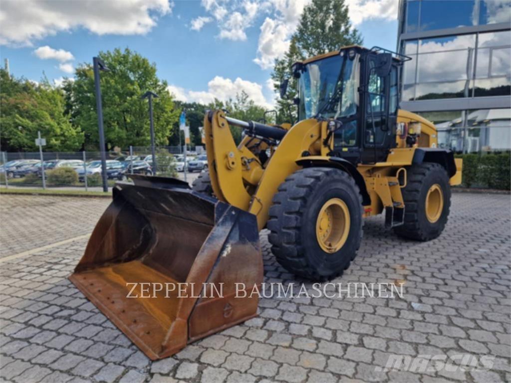 CAT 938M Ładowarki kołowe