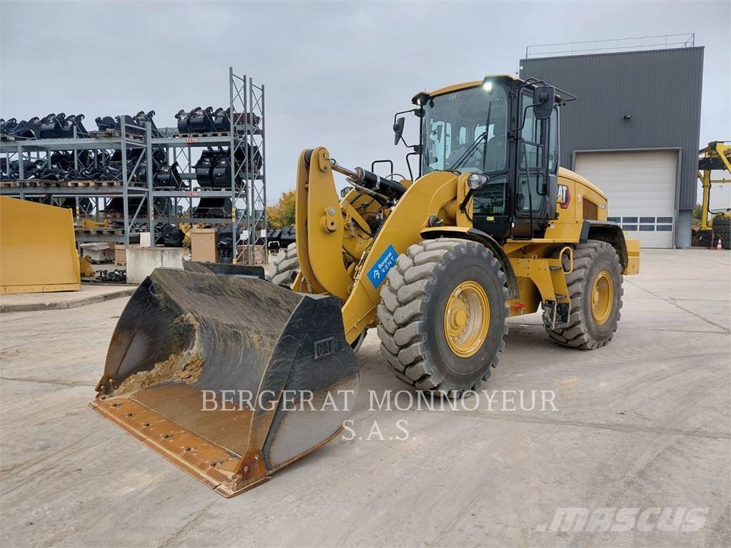 CAT 938M Ładowarki kołowe