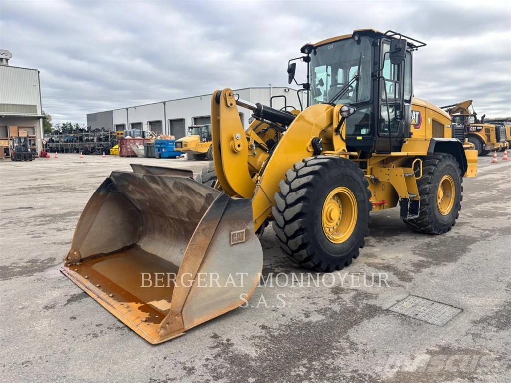 CAT 938M Ładowarki kołowe