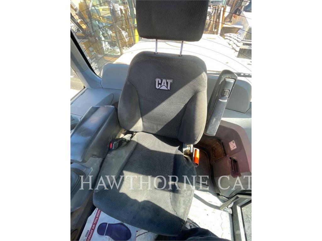 CAT 938M Ładowarki kołowe