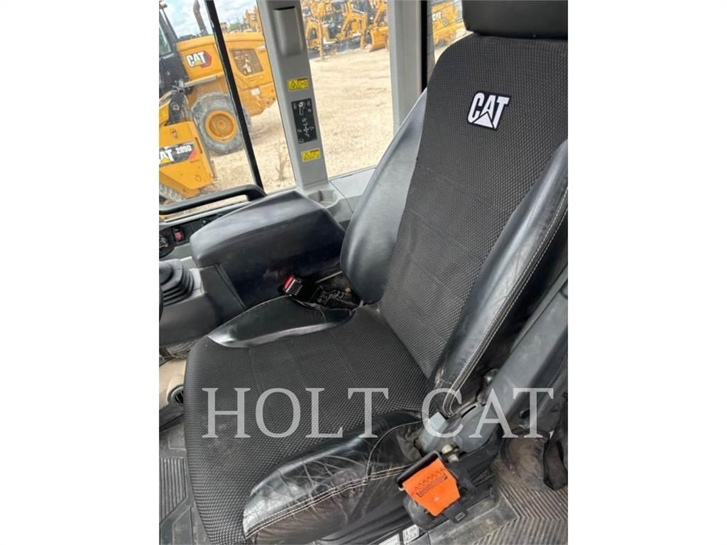 CAT 938M QC Ładowarki kołowe