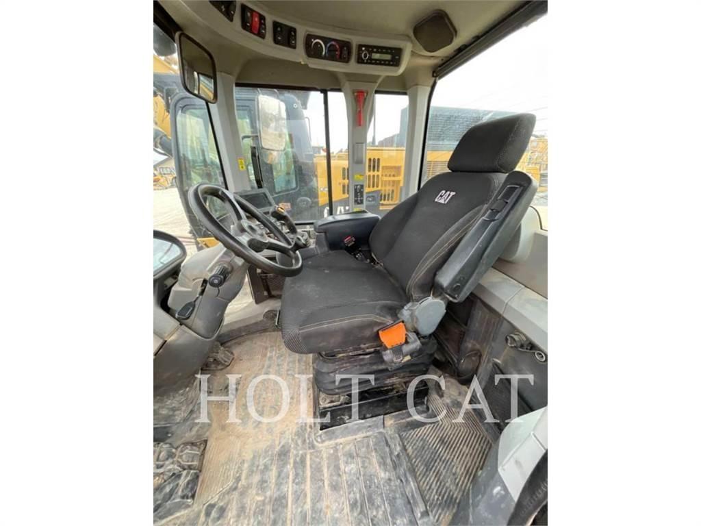 CAT 938M QC Ładowarki kołowe