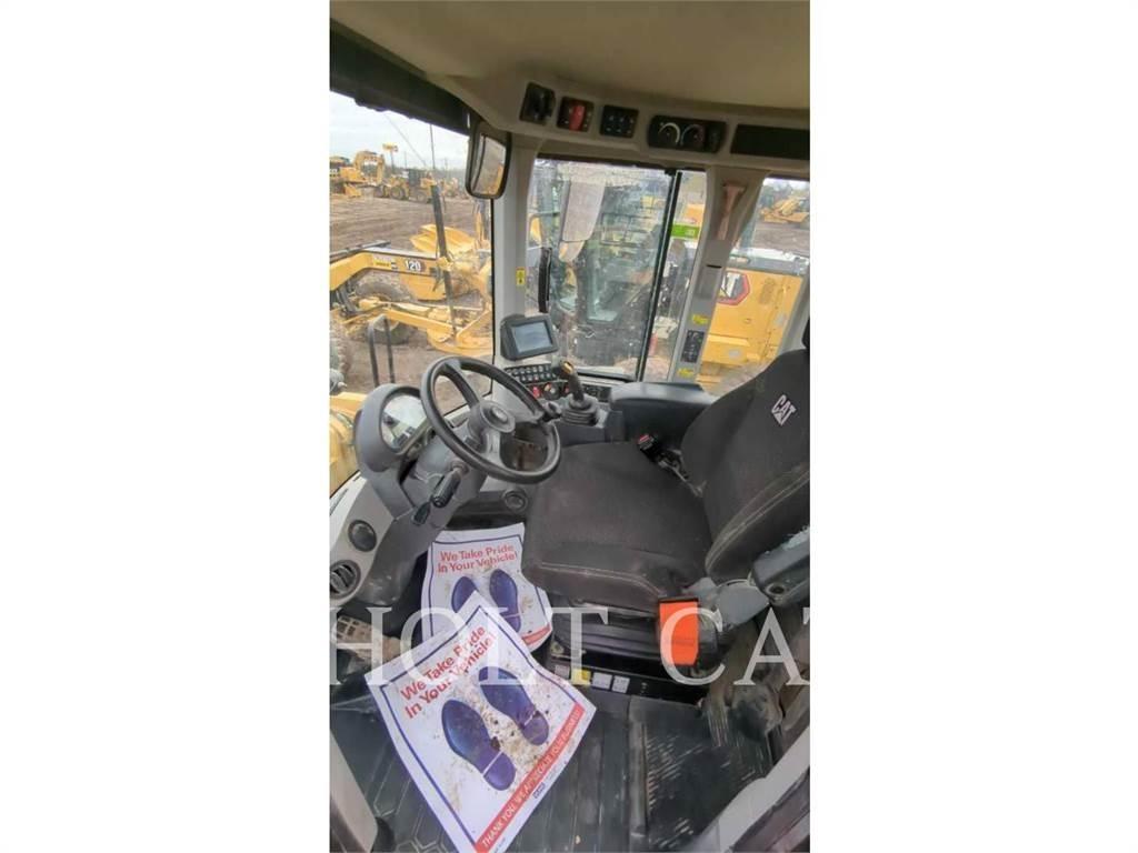CAT 938M QC Ładowarki kołowe