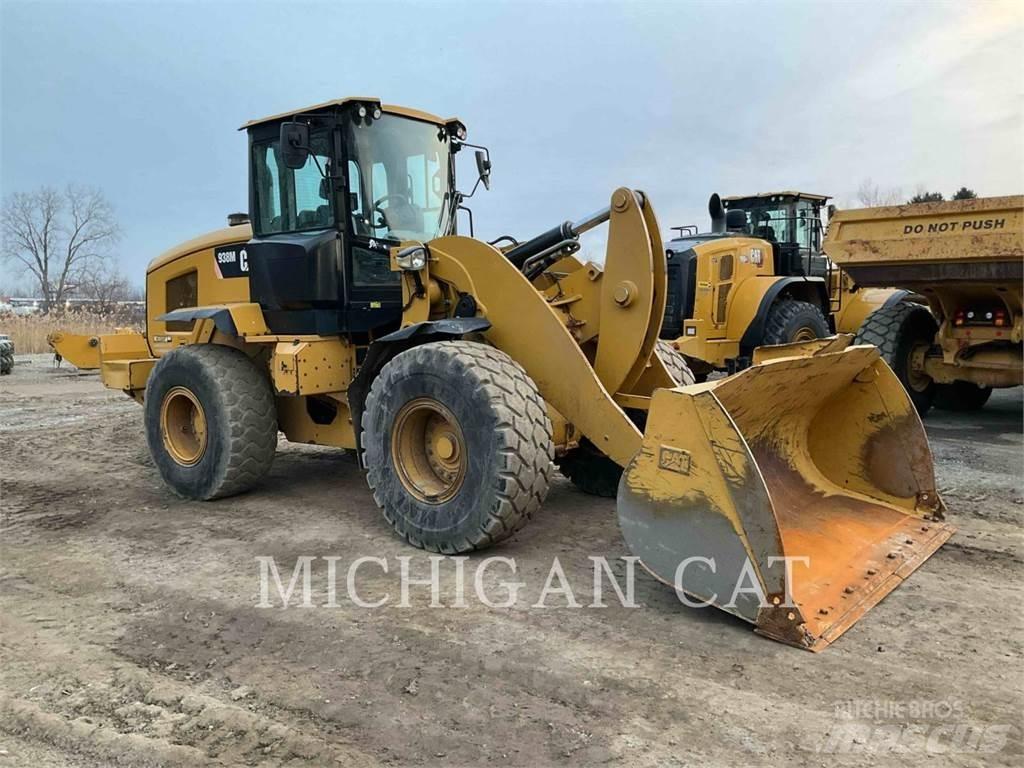 CAT 938M R+ Ładowarki kołowe