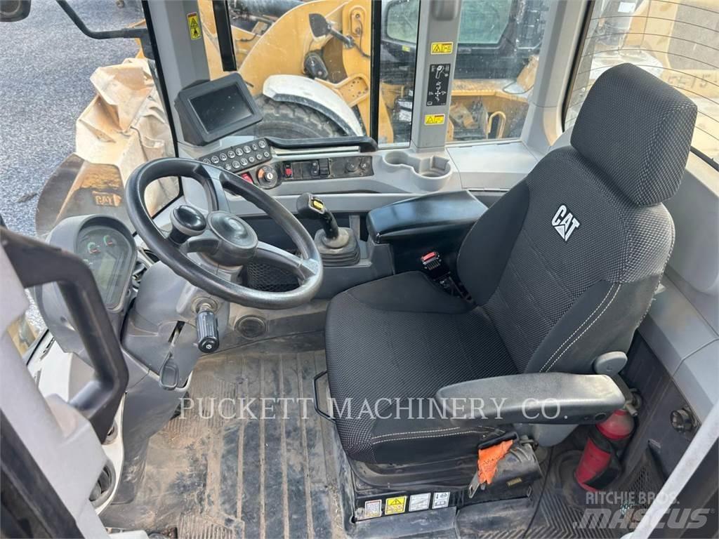 CAT 938M3V28QC Ładowarki kołowe