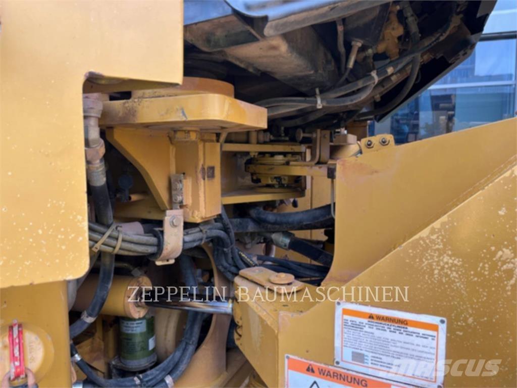 CAT 950G Ładowarki kołowe