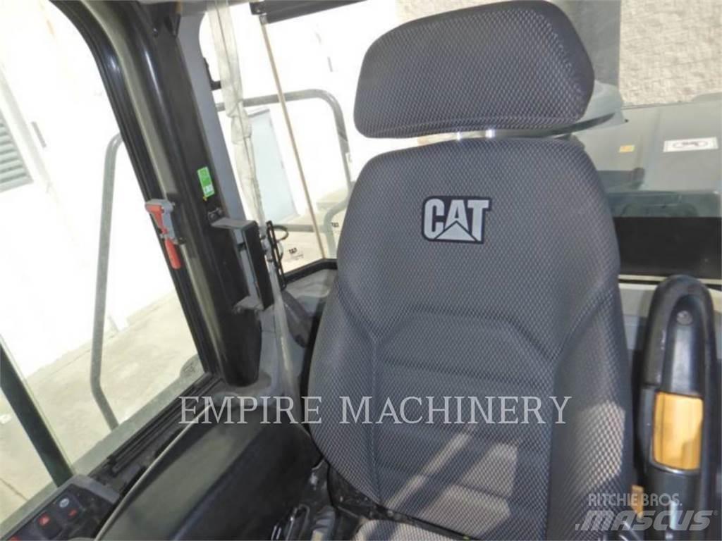 CAT 950M Ładowarki kołowe