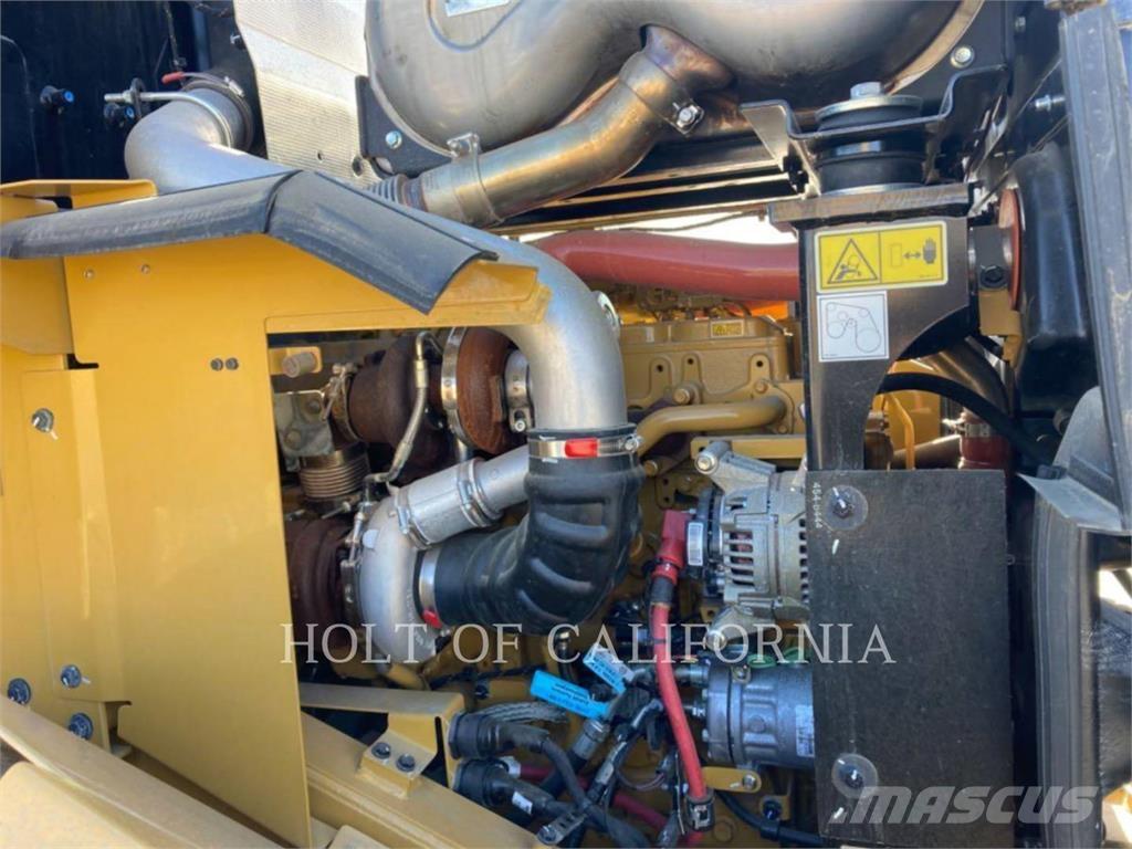 CAT 950M Ładowarki kołowe