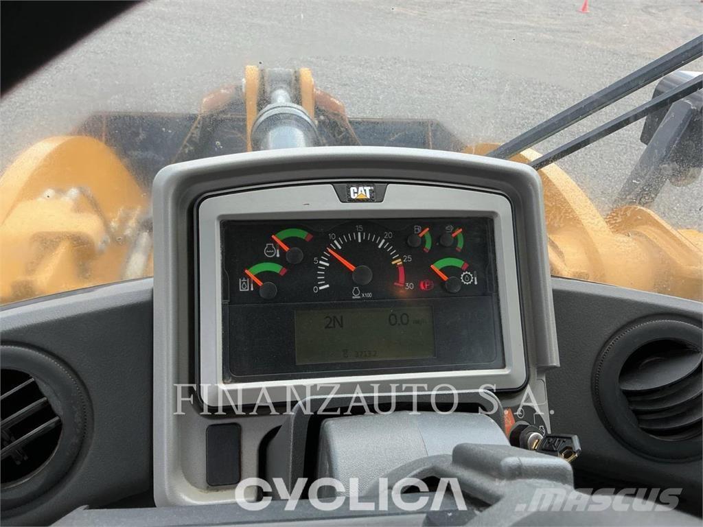 CAT 950M Ładowarki kołowe