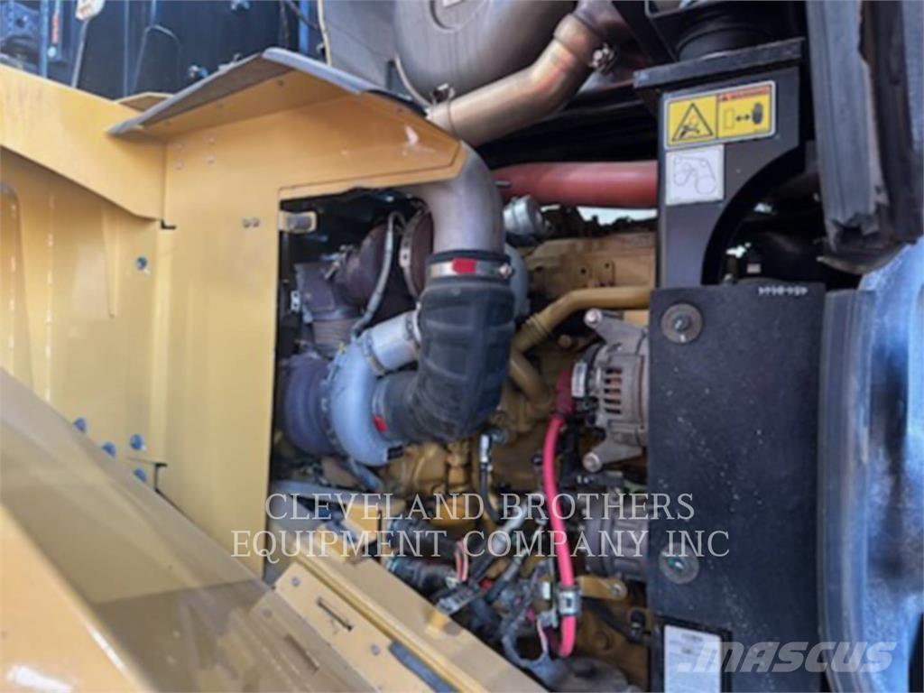 CAT 950M Ładowarki kołowe