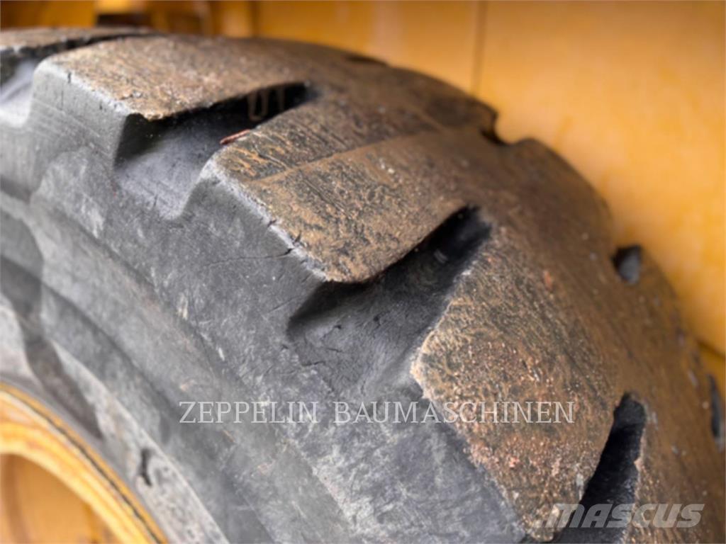 CAT 950M Ładowarki kołowe