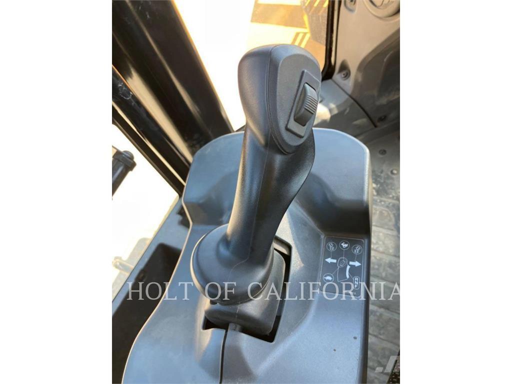 CAT 966 Ładowarki kołowe