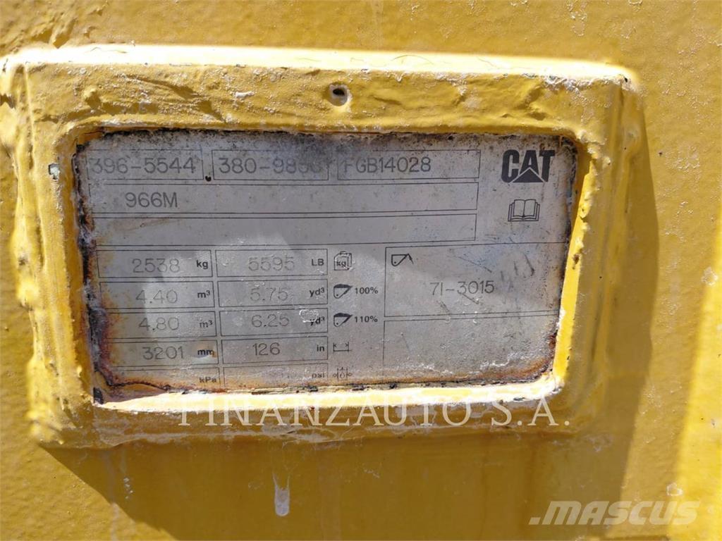 CAT 966 Ładowarki kołowe