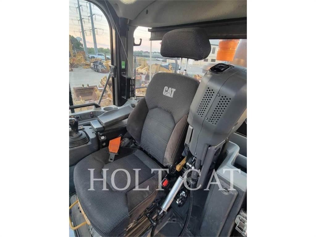 CAT 966 QC Ładowarki kołowe