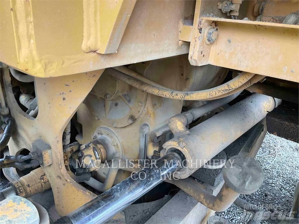 CAT 966G Ładowarki kołowe
