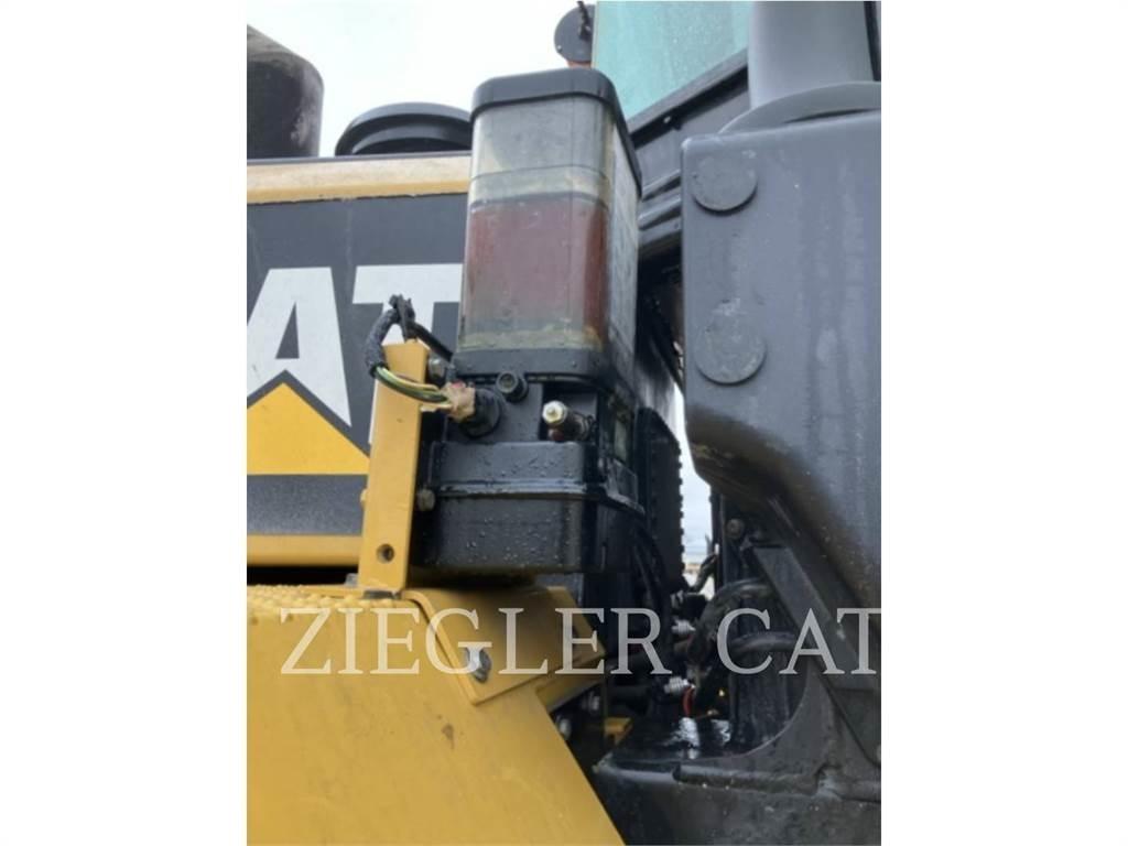 CAT 966K Ładowarki kołowe