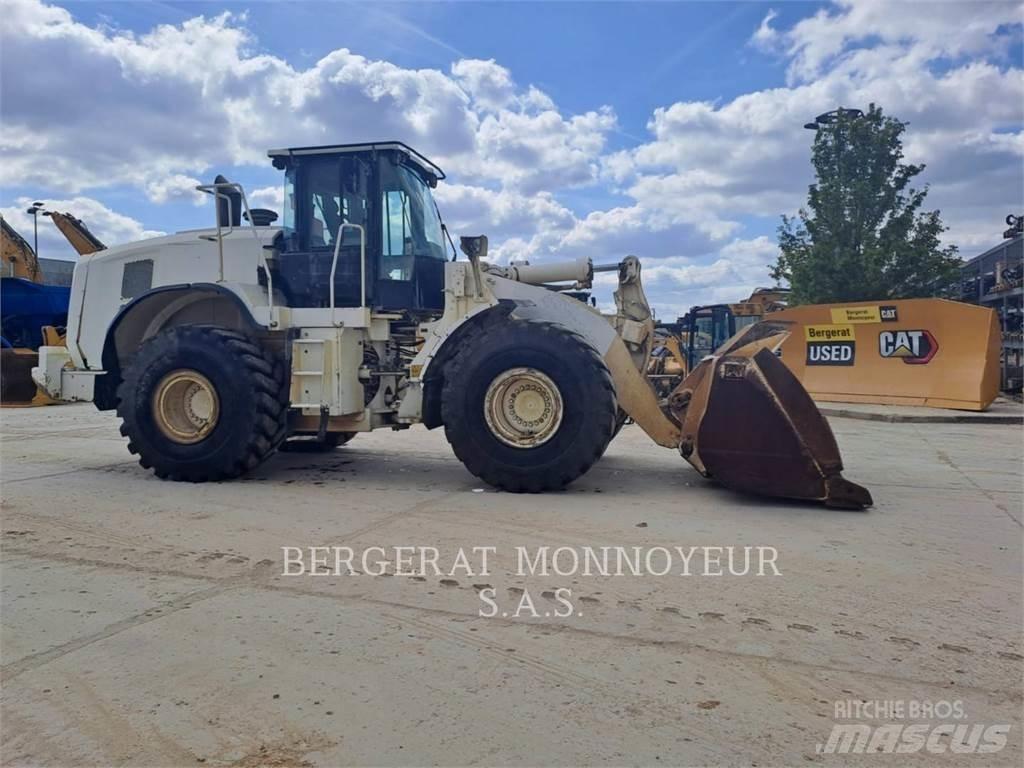 CAT 966M Ładowarki kołowe