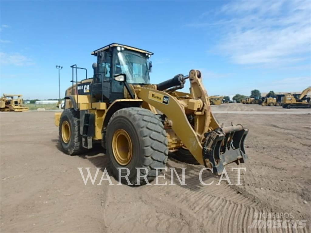 CAT 966M Ładowarki kołowe