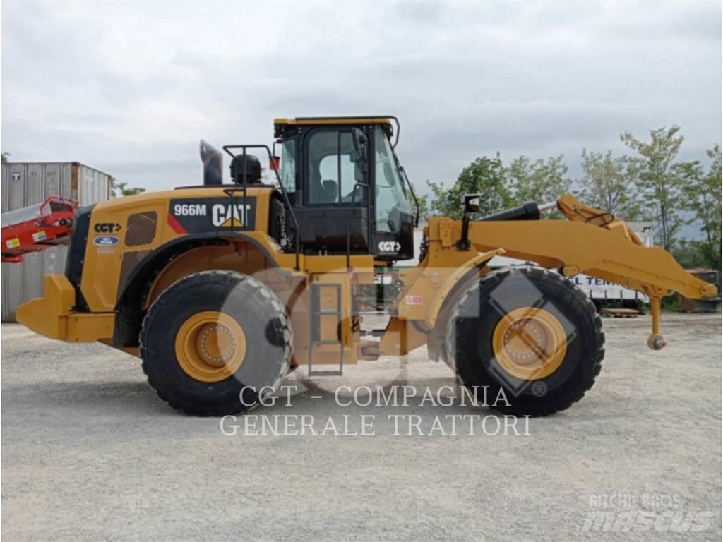 CAT 966M Ładowarki kołowe