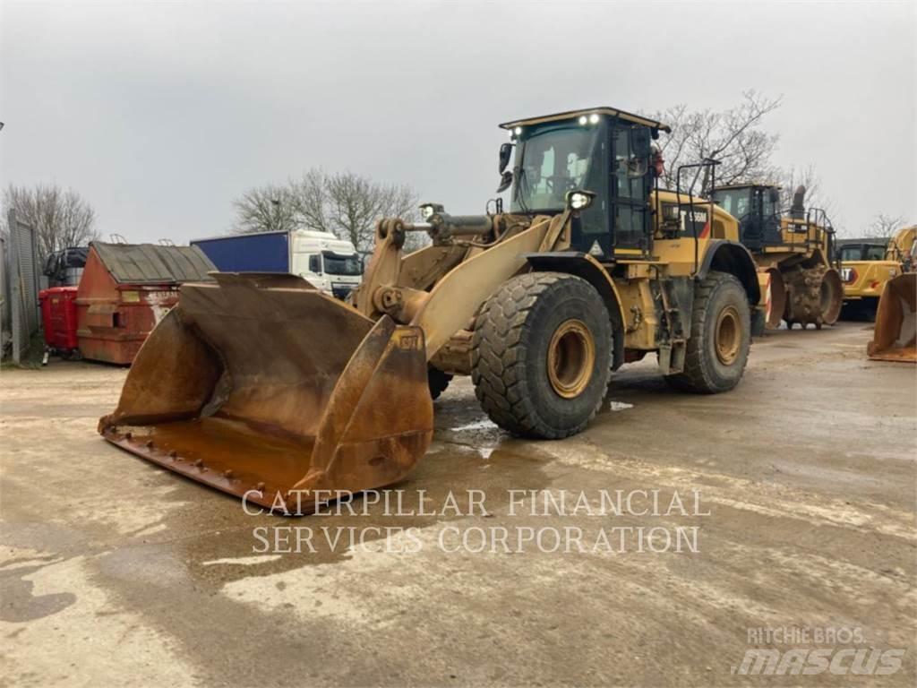 CAT 966M Ładowarki kołowe