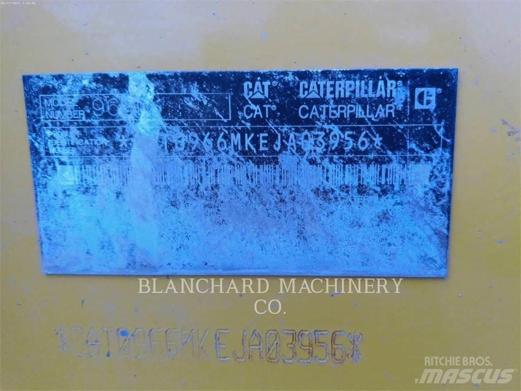 CAT 966M Ładowarki kołowe