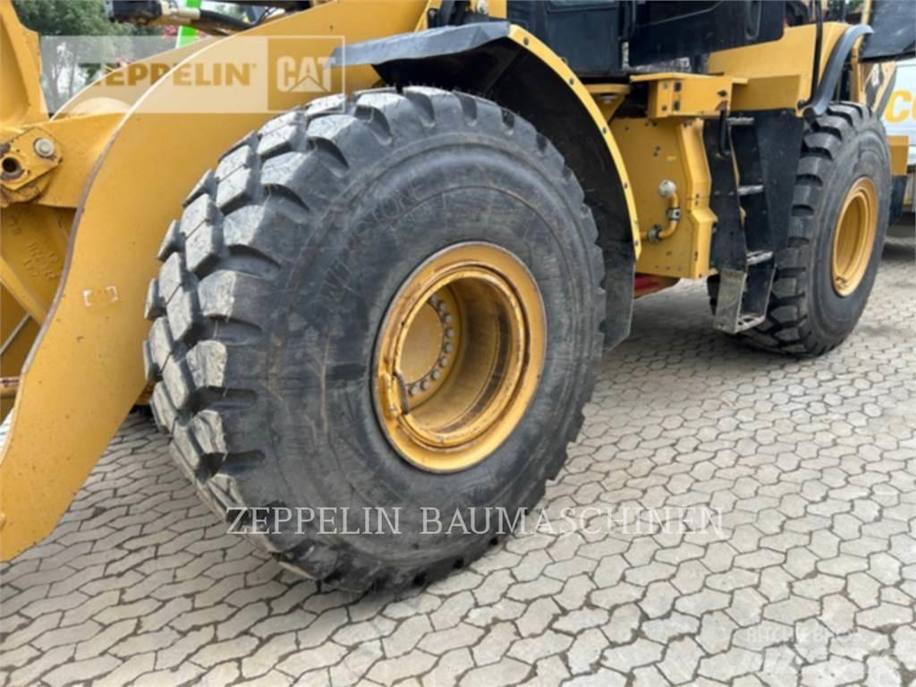 CAT 966M Ładowarki kołowe