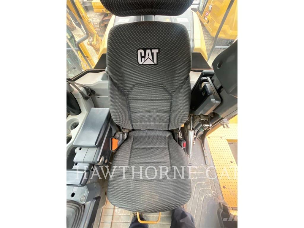 CAT 966M Ładowarki kołowe