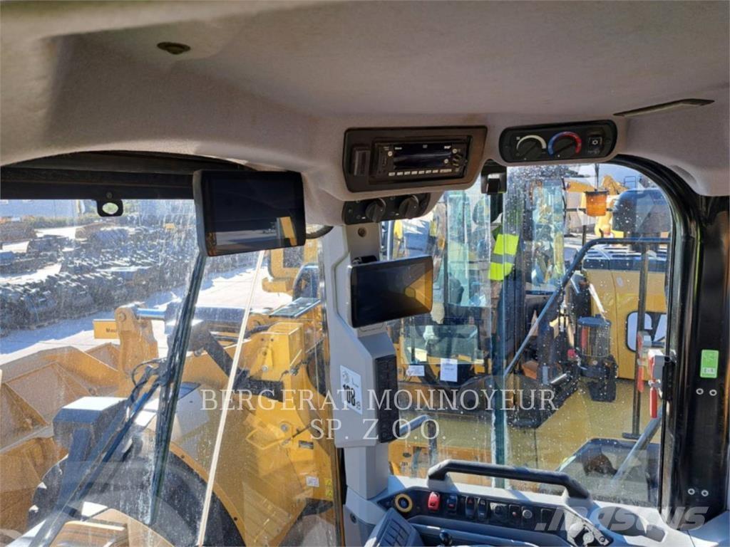 CAT 972 Ładowarki kołowe