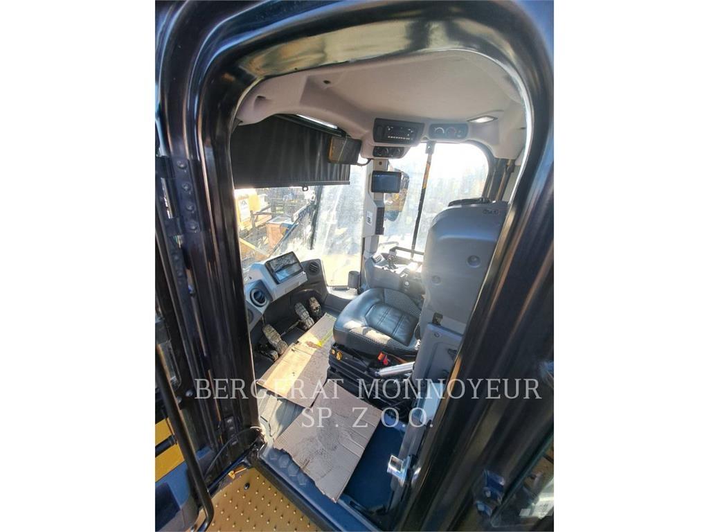 CAT 972 Ładowarki kołowe