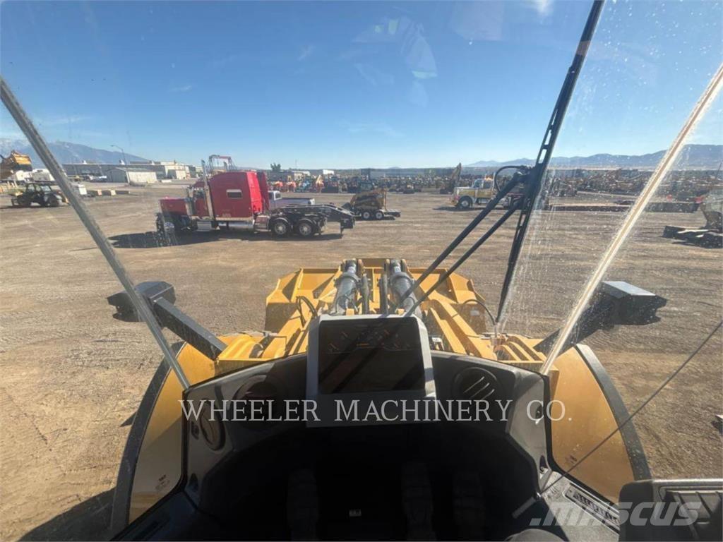 CAT 980 Ładowarki kołowe