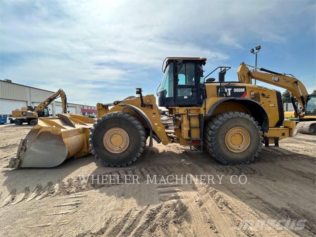 CAT 980M Ładowarki kołowe