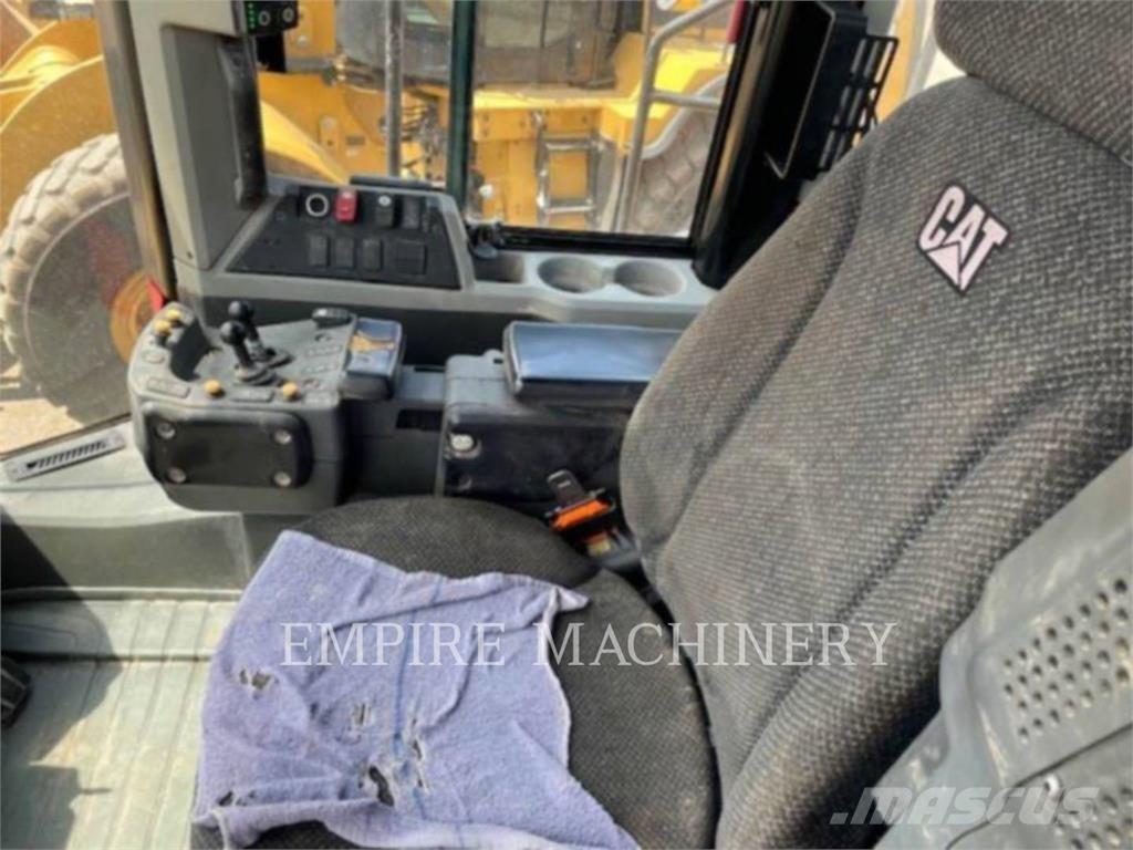 CAT 980M Ładowarki kołowe
