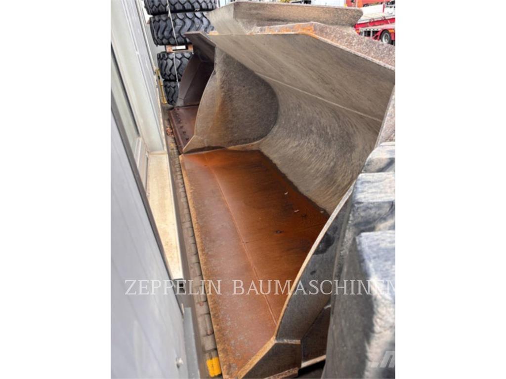 CAT 980M Ładowarki kołowe