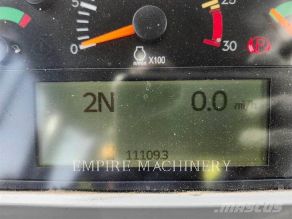 CAT 980M Ładowarki kołowe