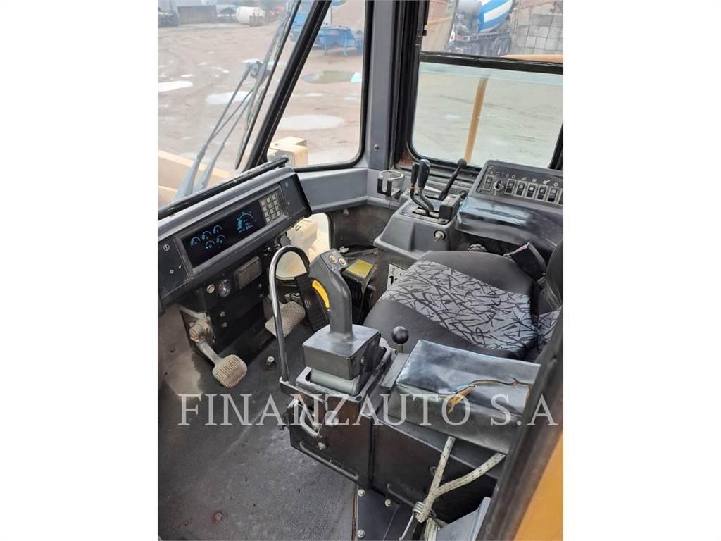 CAT 988F Ładowarki kołowe