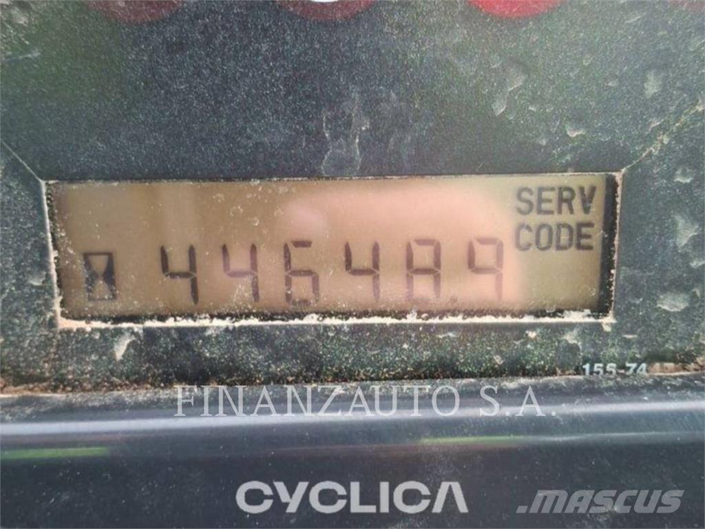 CAT 988G Ładowarki kołowe