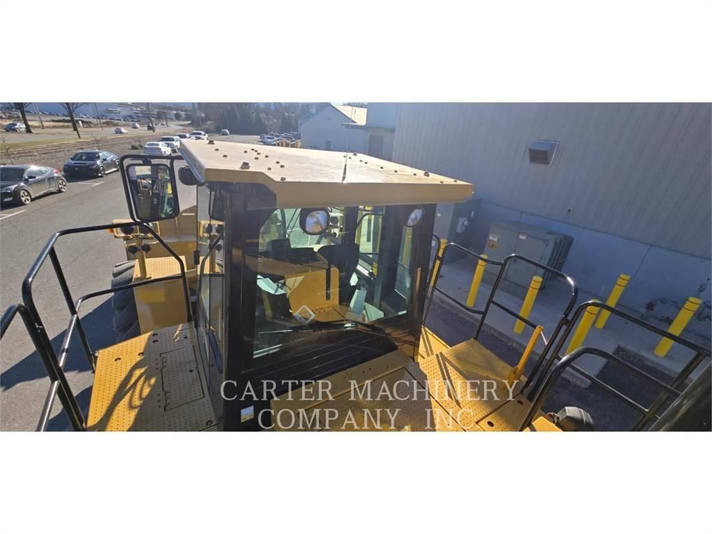 CAT 988H RBLD Ładowarki kołowe