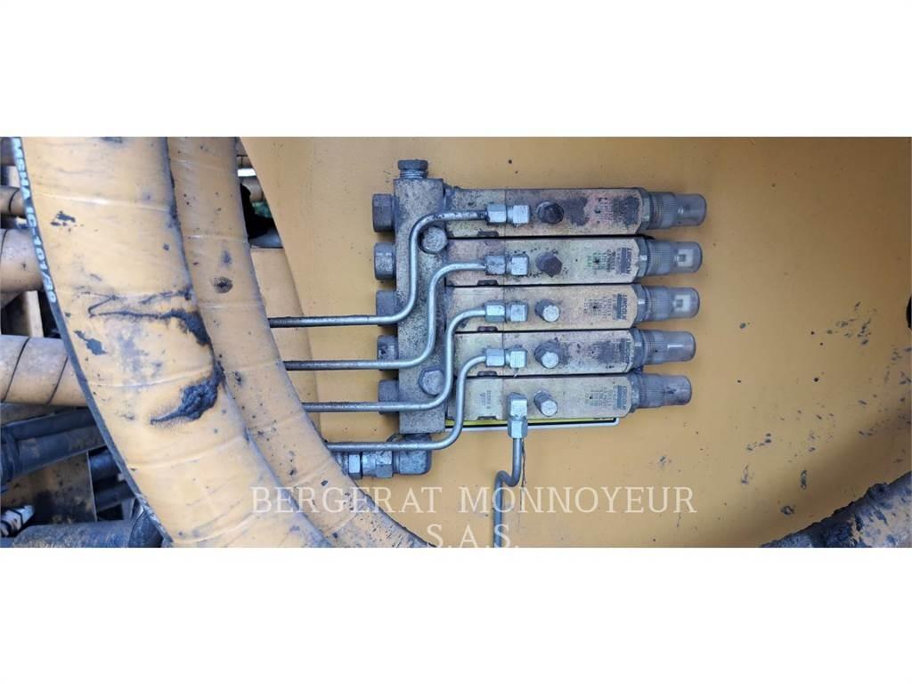 CAT 988K Ładowarki kołowe