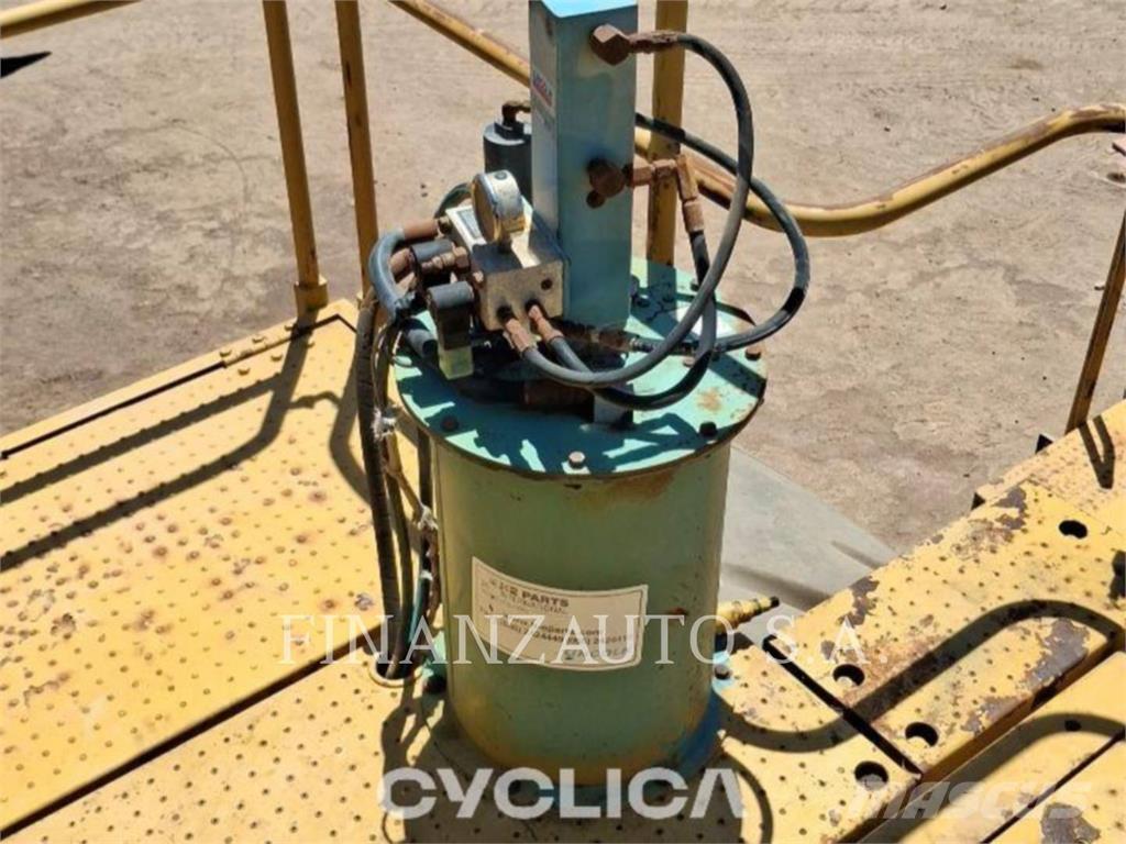 CAT 992G Ładowarki kołowe