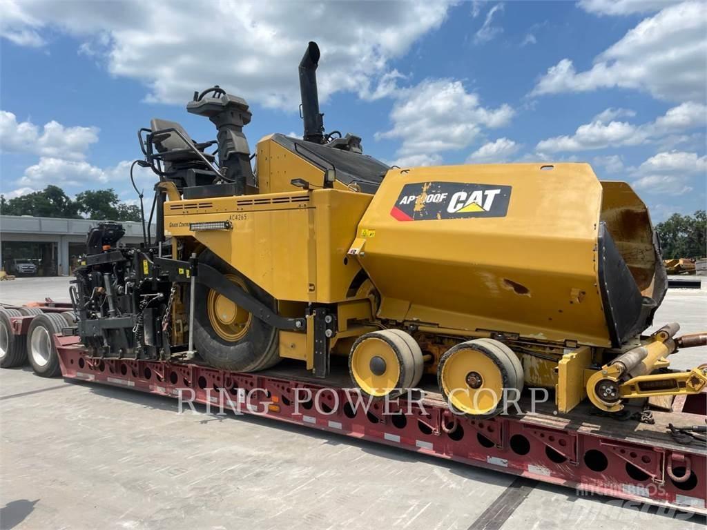 CAT AP1000F Recyklery do asfaltu