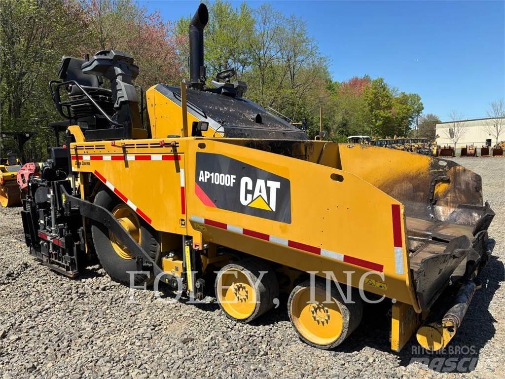 CAT AP1000F Rozściełacze do asfaltu