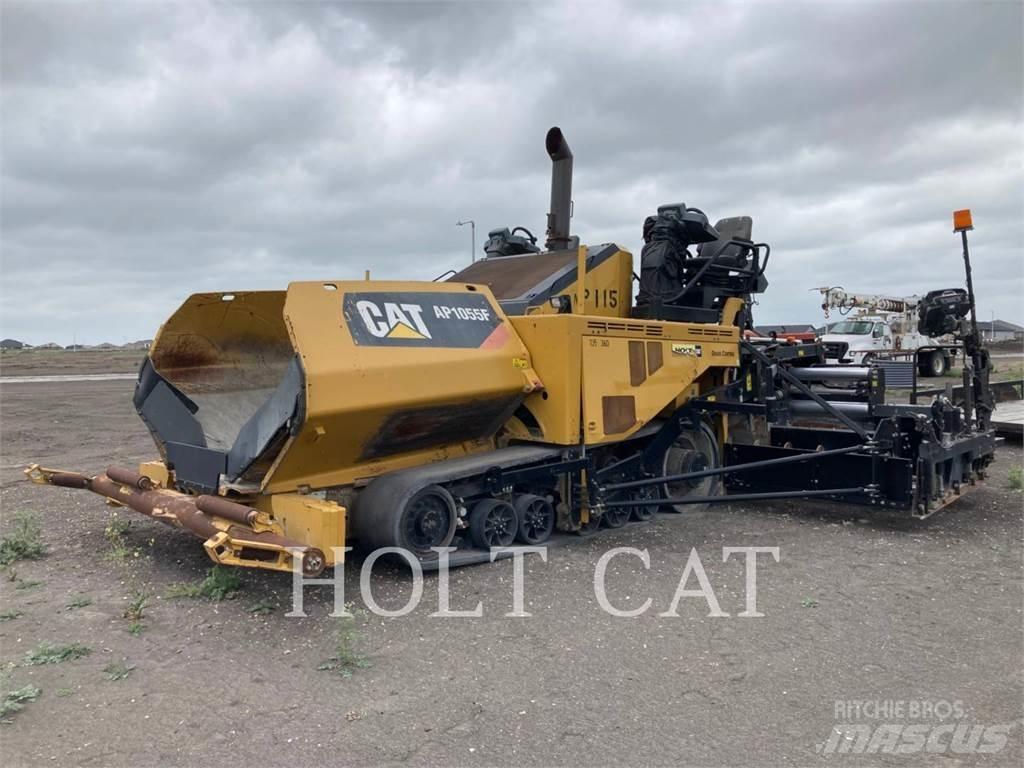 CAT AP1055F Rozściełacze do asfaltu