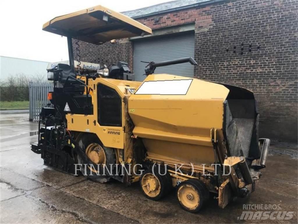 CAT AP300F Rozściełacze do asfaltu
