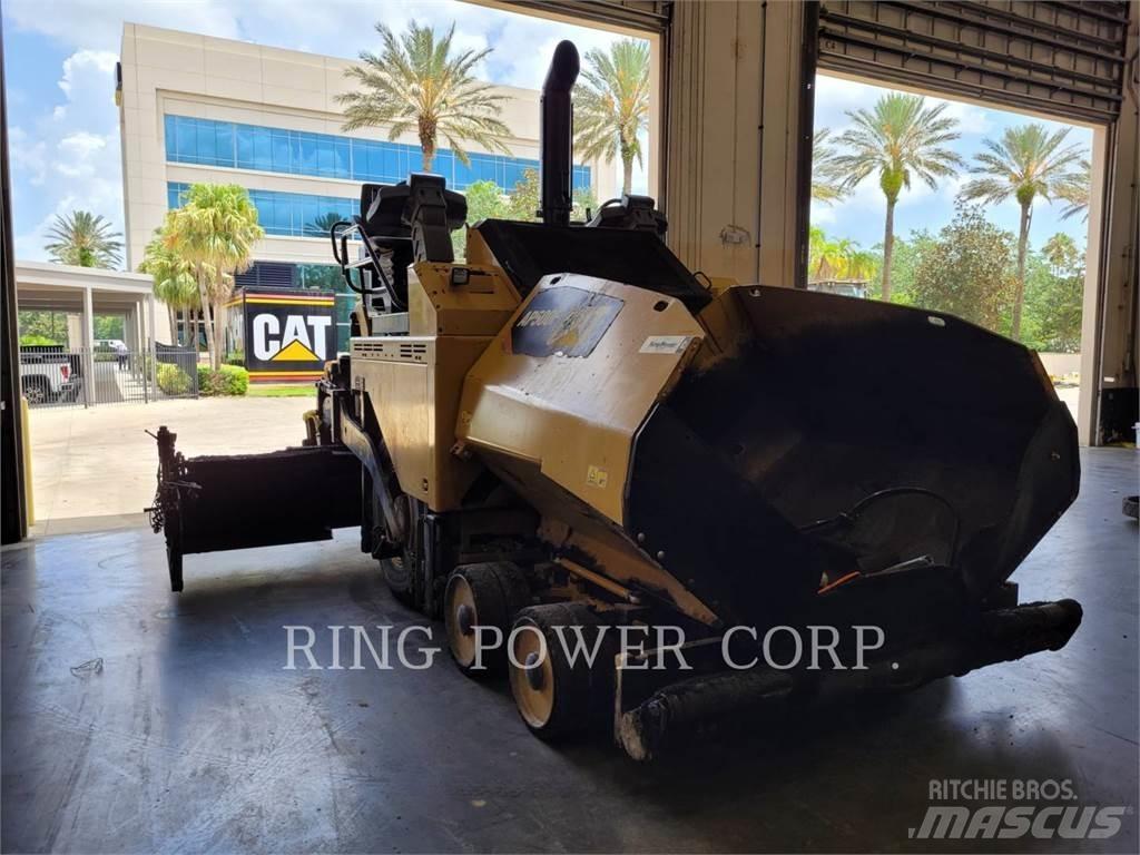 CAT AP500F Recyklery do asfaltu