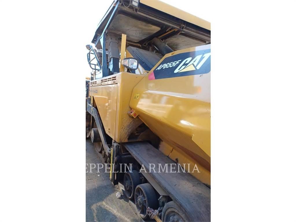 CAT AP655FLRC Rozściełacze do asfaltu